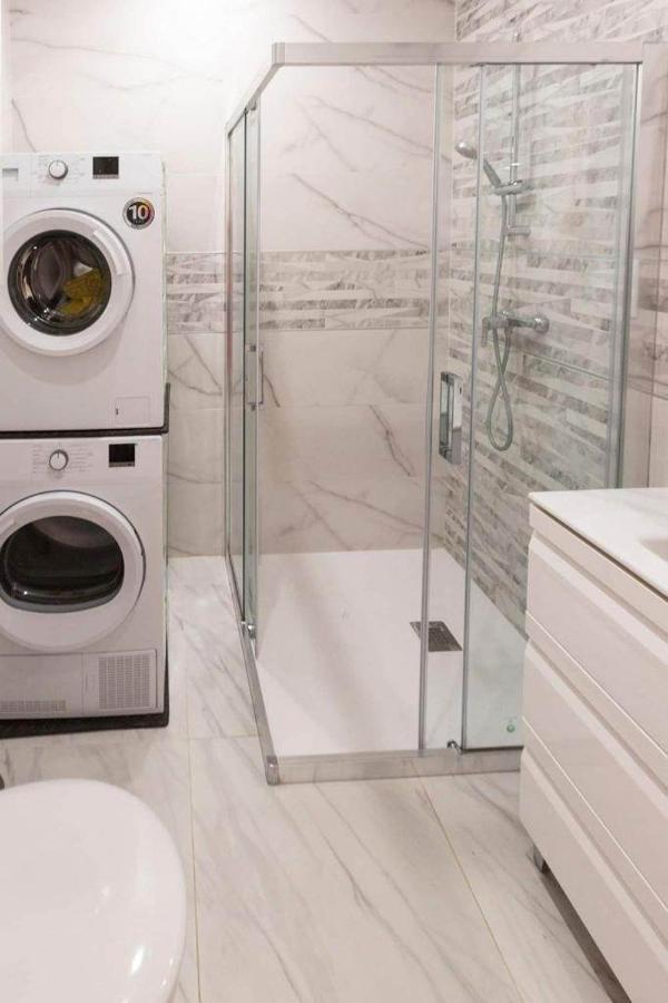 Beautiful And Elegant One Bedroom Apartment ฟูเอนฮิโรลา ภายนอก รูปภาพ